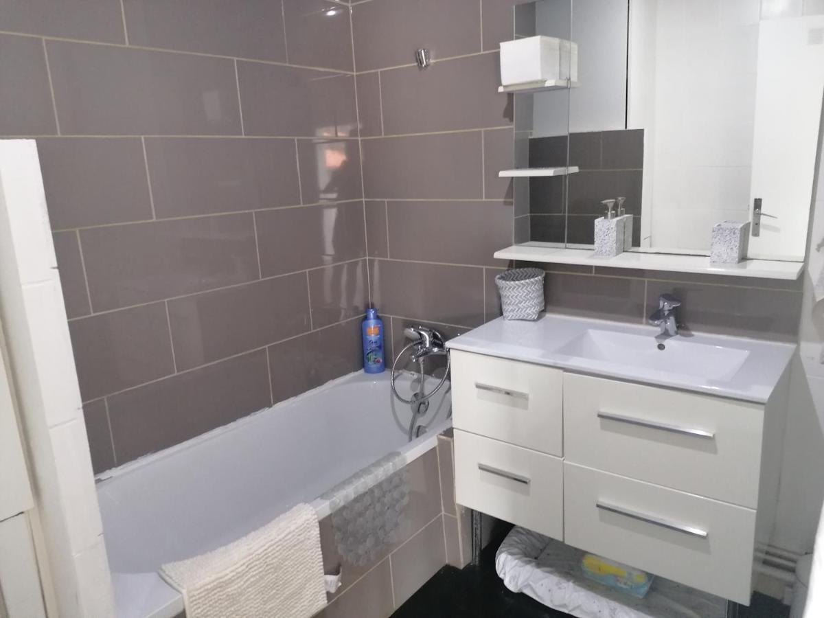 Appartement Meuble A Villeneuve Les Maguelone ภายนอก รูปภาพ